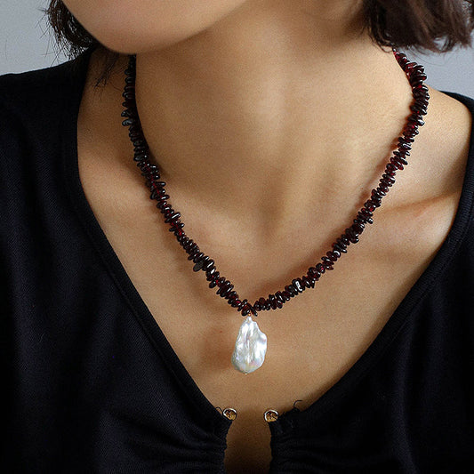 PEETTY irregular garnet baroque pearl necklace