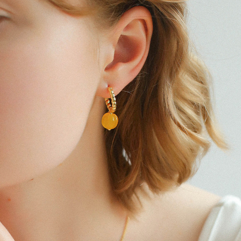 PEETTY lantern agate necklace earrings multicolor dangles yellow earrings model