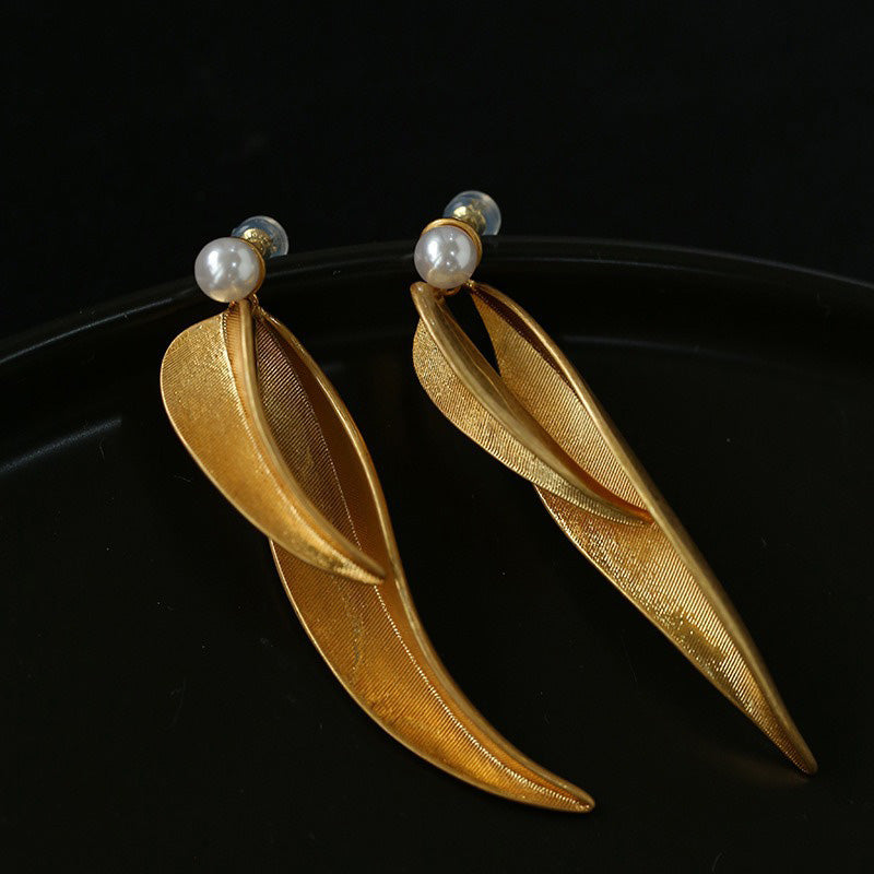 PEETTY leaves vintage pearl earrings made old 01