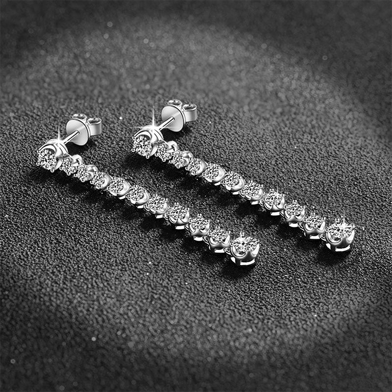 PEETTY long moissanite dangle linear drop earrings detail