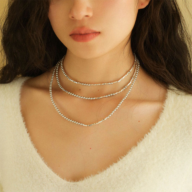 PEETTY simple mini pearl necklace white grey pearl 03