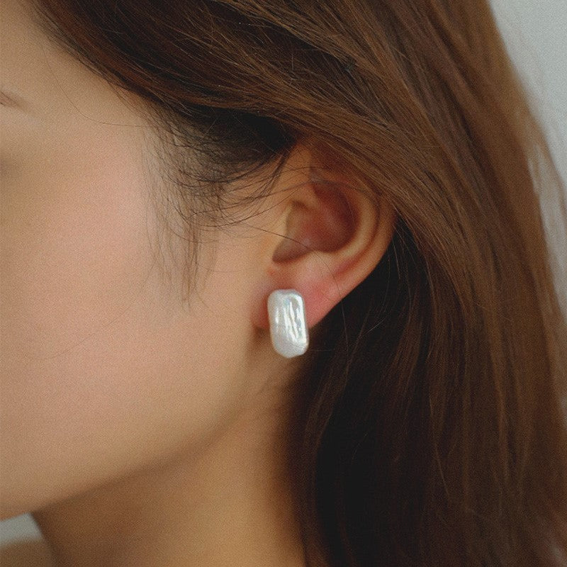 PEETTY square baroque pearl stud earrings 9