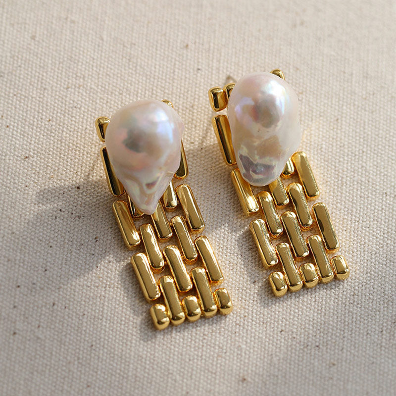 PEETTY wide chain baroque pearl dangle earrings 1