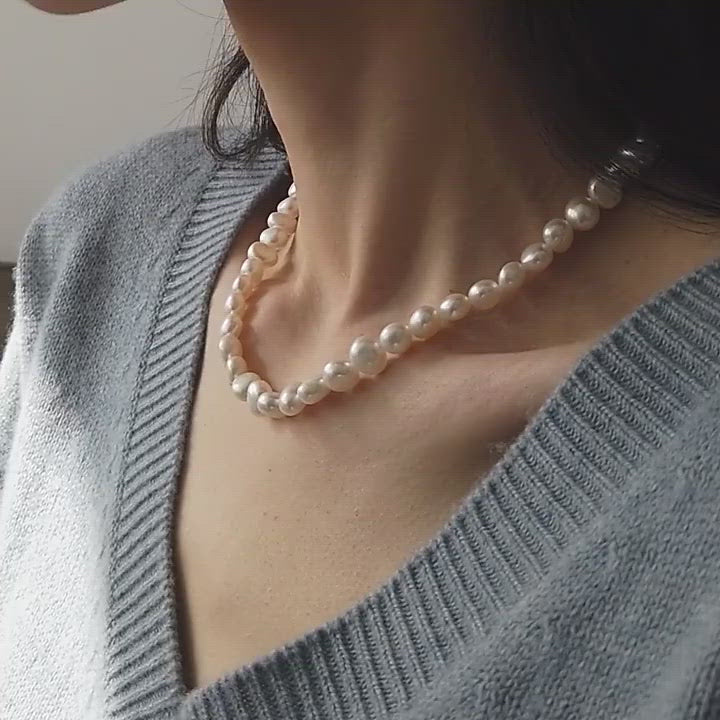 PEETTY retro special shaped pearl choker women pearl necklace video